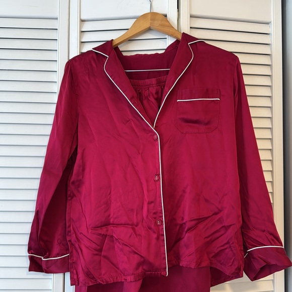 Deep red 100% silk PJ set! - Picture 2 of 5